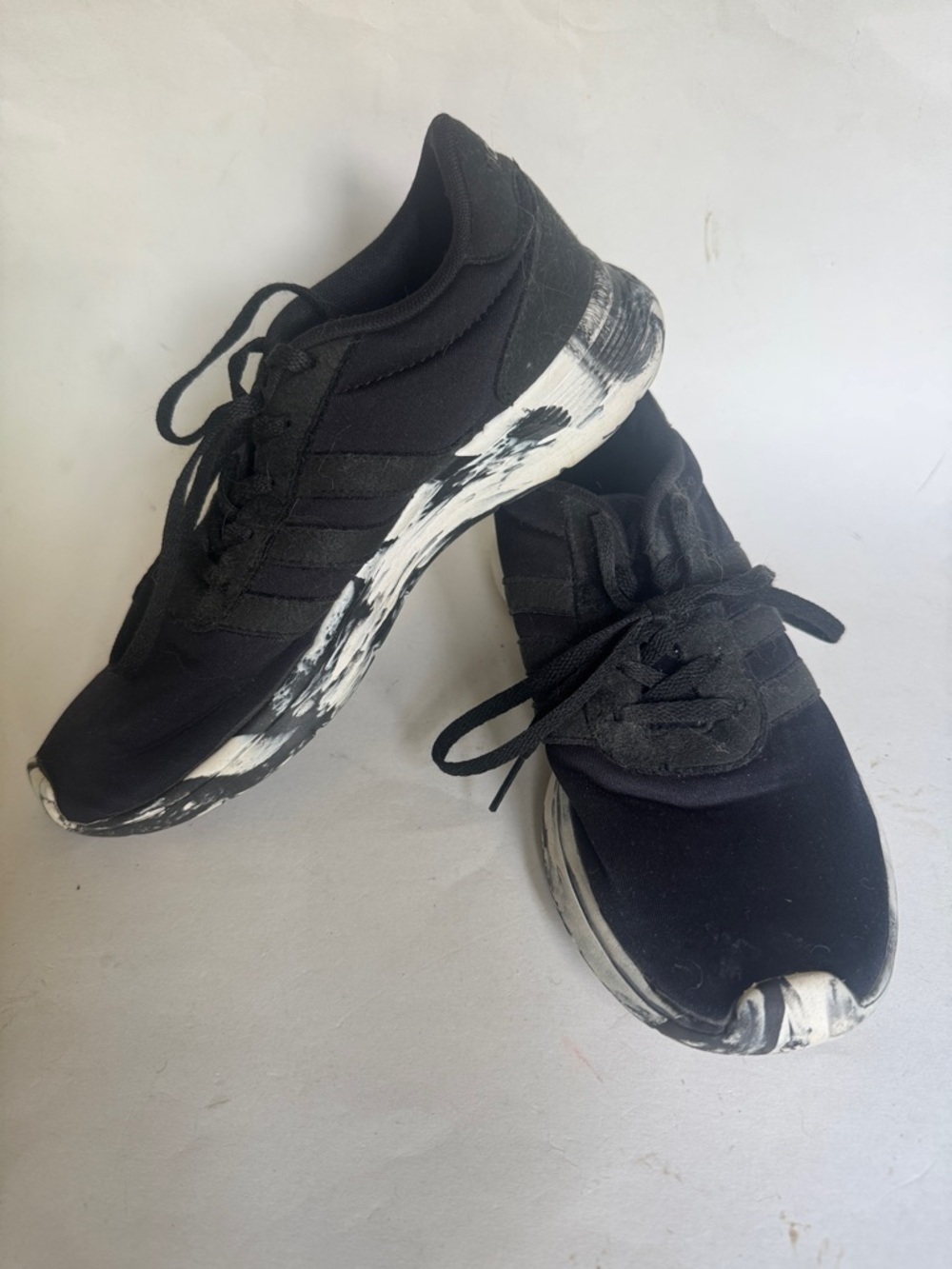 ADIDAS Black Scuba Knit Sneaker Shoes Marbled Sole 6.5 EUC $75
